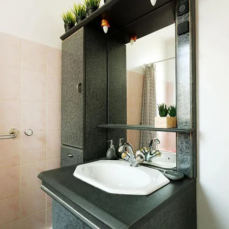 Central & Bastille - 1br - Cityapartmentstay 아파트